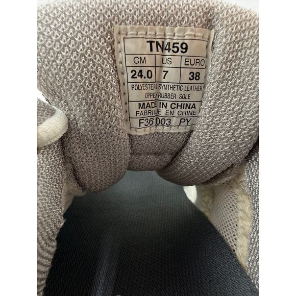 Asics GEL-DS TRAINER IX Women's NEW Running Sneaker White US Size 7 - Picture 10 of 11